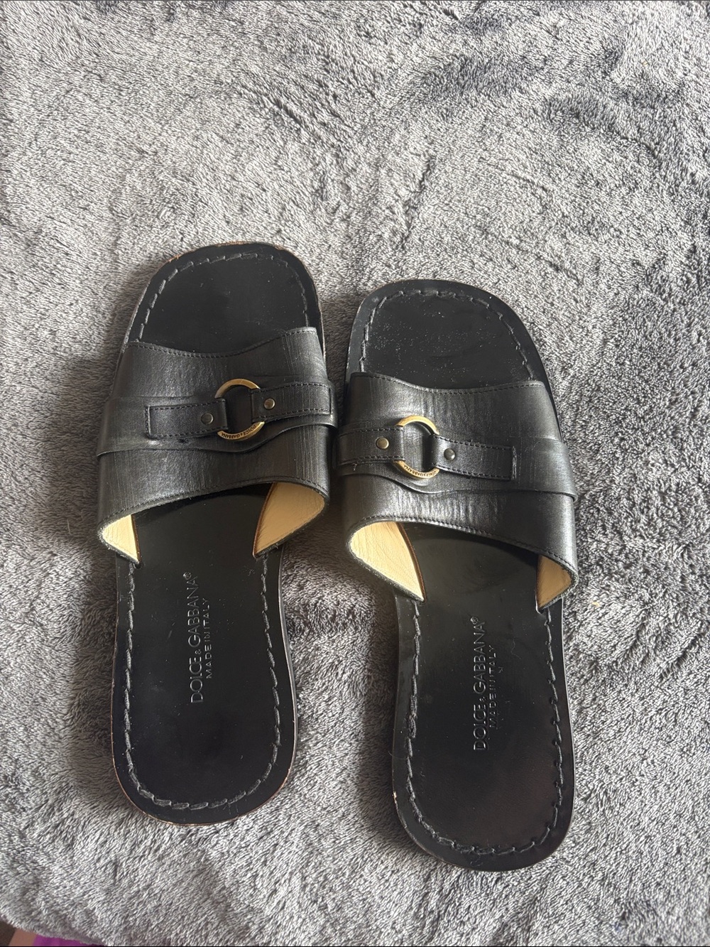 Dolce & Gabbana Black Leather Slide Sandals with Gold-Tone Ring Detail
